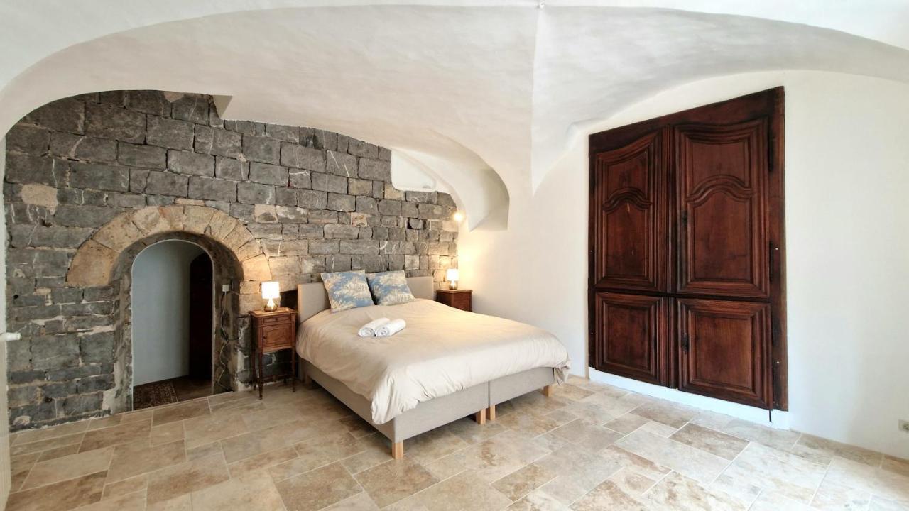 La Tour De Pezene Bed & Breakfast Anduze Bagian luar foto