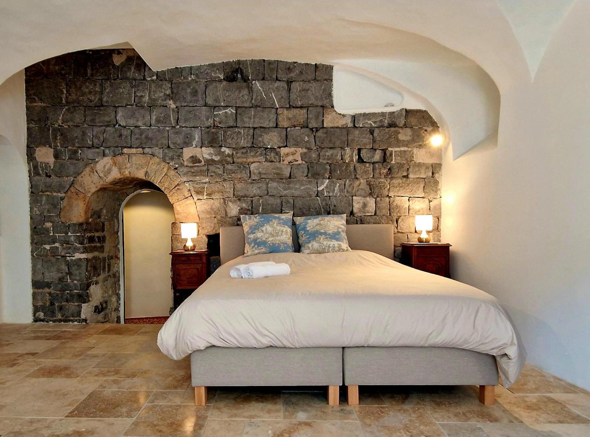 La Tour De Pezene Bed & Breakfast Anduze Bagian luar foto