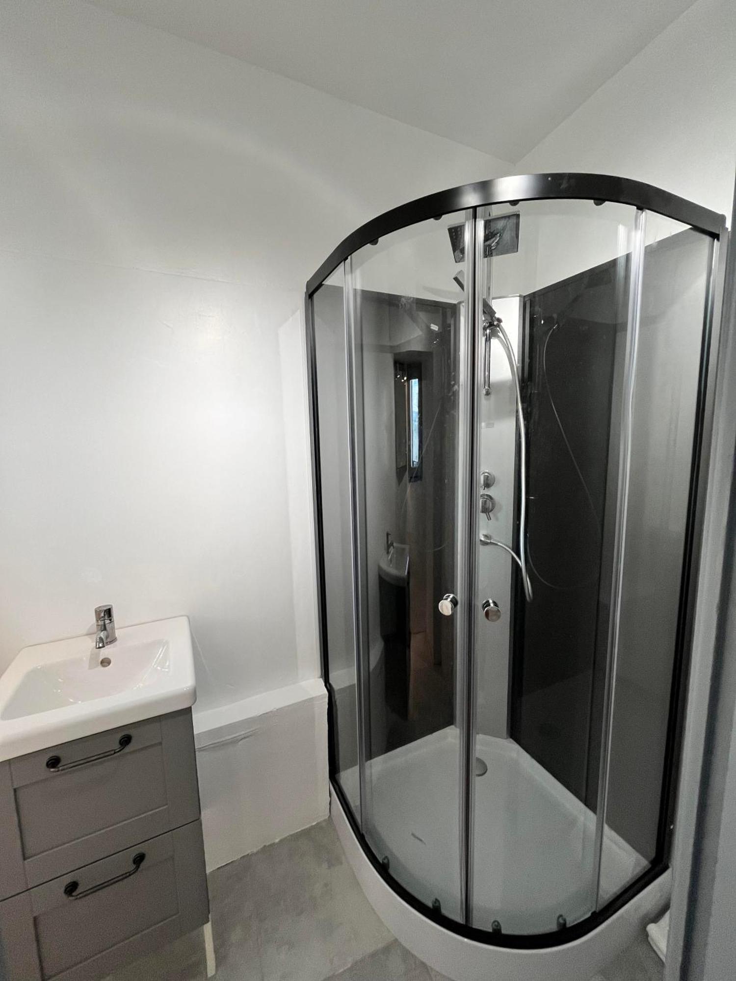 La Tour De Pezene Bed & Breakfast Anduze Ruang foto