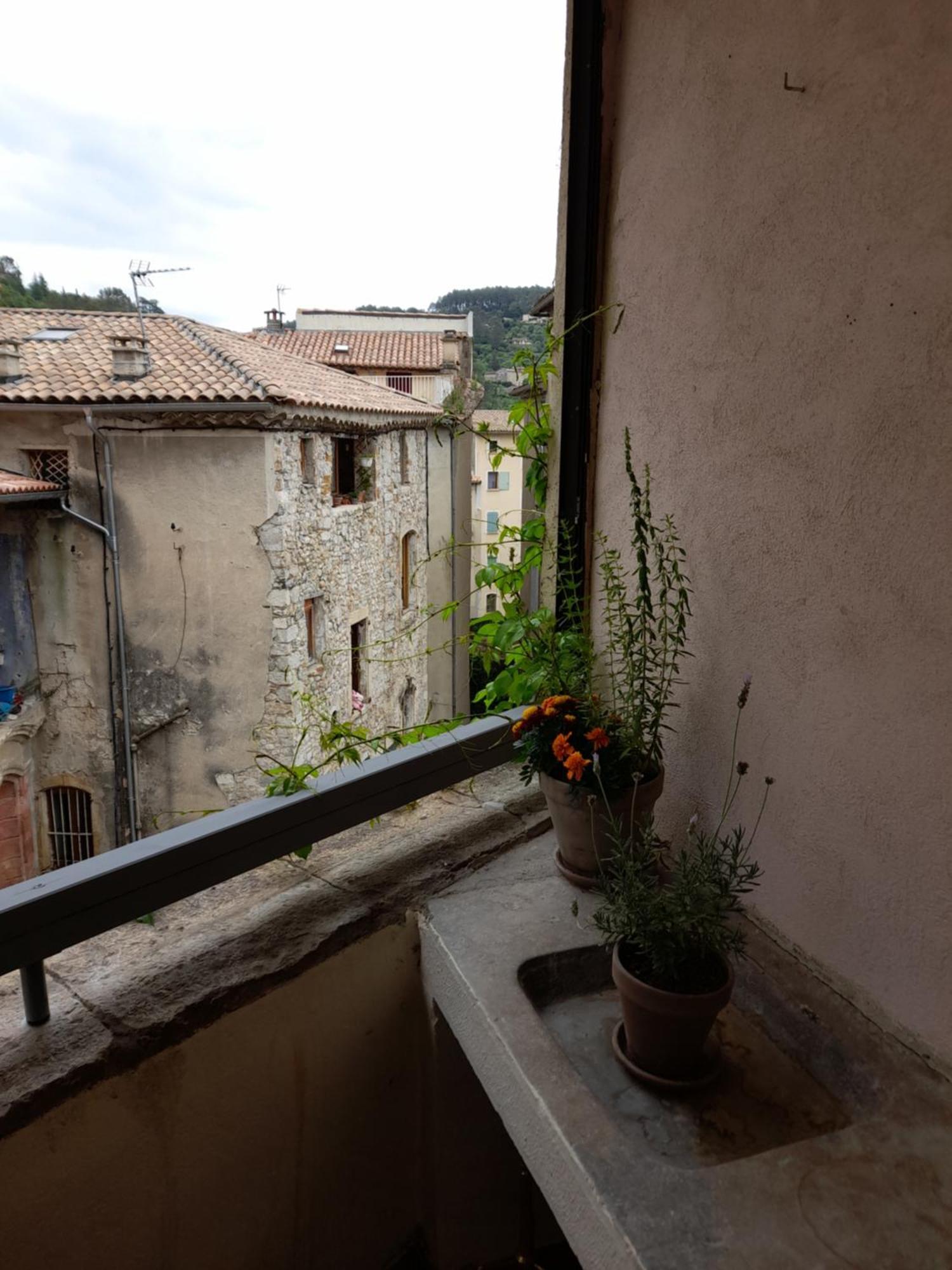 La Tour De Pezene Bed & Breakfast Anduze Ruang foto